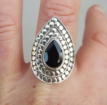 Zilveren ring druppelvormige zwarte Onyx verstelbaar