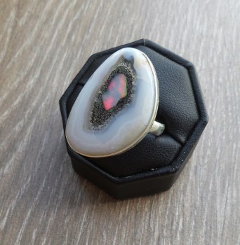 Zilveren ring gezet met Ethiopische Opaal ring maat 18.7 mm