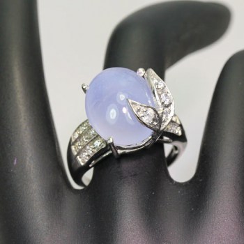 Zilveren ring gezet met Chalcedoon en Zirkonia's 17.5 mm