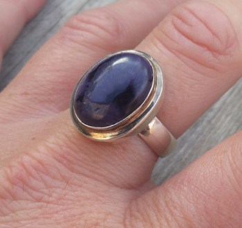 Zilveren ring gezet met Sugiliet ring maat 19 mm