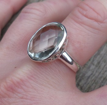 Zilveren ring gezet met ovale facet groene Amethist 19 mm