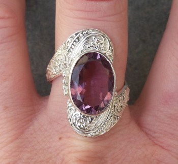 Zilveren ring gezet met ovale Amethist 19.7 mm