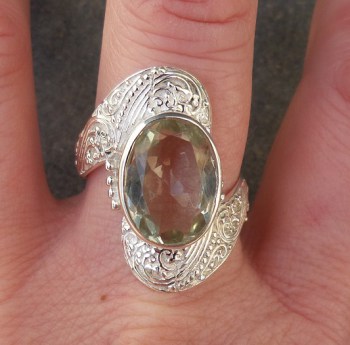 Zilveren ring gezet met groene Amethist ring maat 19.7 mm