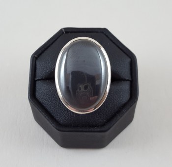 Zilveren ring gezet met ovale Hematiet 17 mm