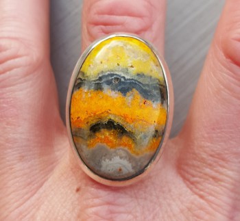 Zilveren ring gezet met ovale cabochon Eclipse steen 18.5 mm