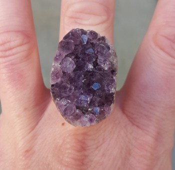 Zilveren ring gezet met ruwe Amethist 19.3 mm