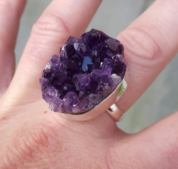 Zilveren ring gezet met ruwe Amethist 19.5 mm