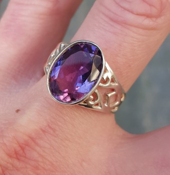 Zilveren ring gezet met ovale facet Amethist 19.5 mm