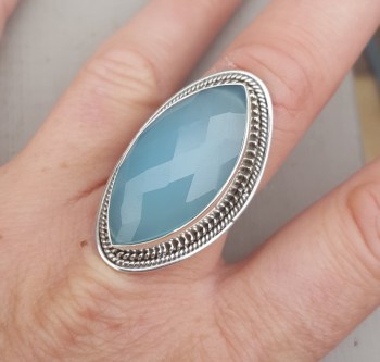 Zilveren ring gezet met marquise facet aqua Chalcedoon 17.3