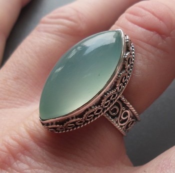 Zilveren ring marquise aqua Chalcedoon bewerkte setting 17.5 mm