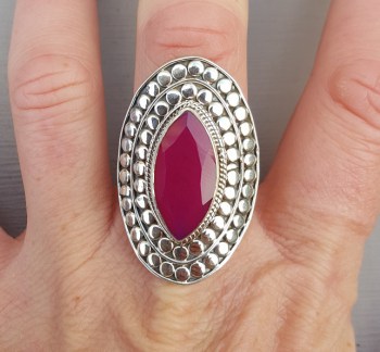 Zilveren ring marquise fuchsia roze Chalcedoon verstelbaar