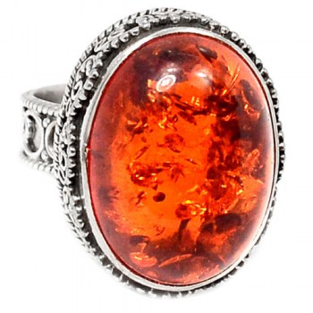 Zilveren ring met Amber gezet in bewerkte setting 16.5 mm